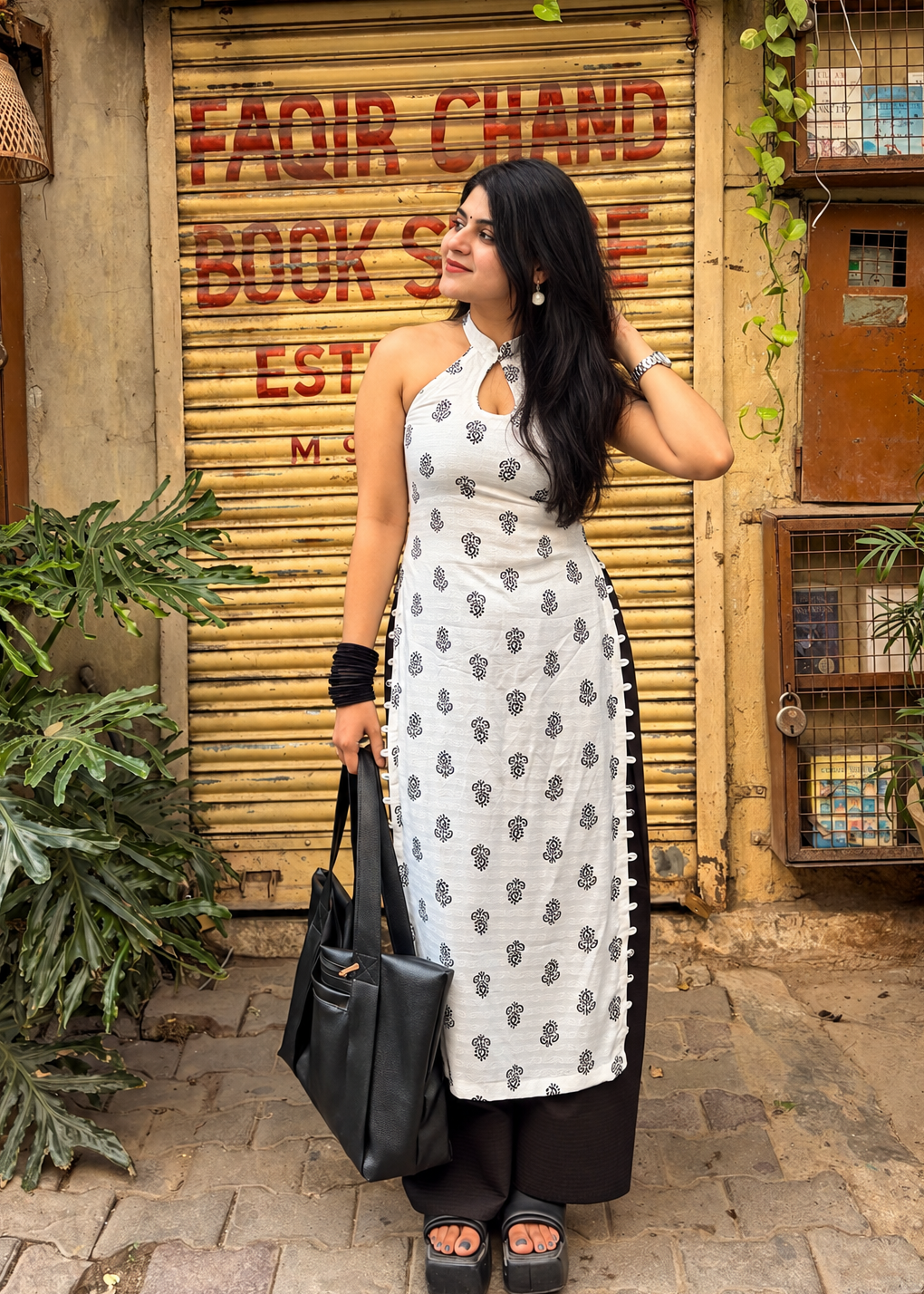 Sakhi Monochrome Halter Kurti